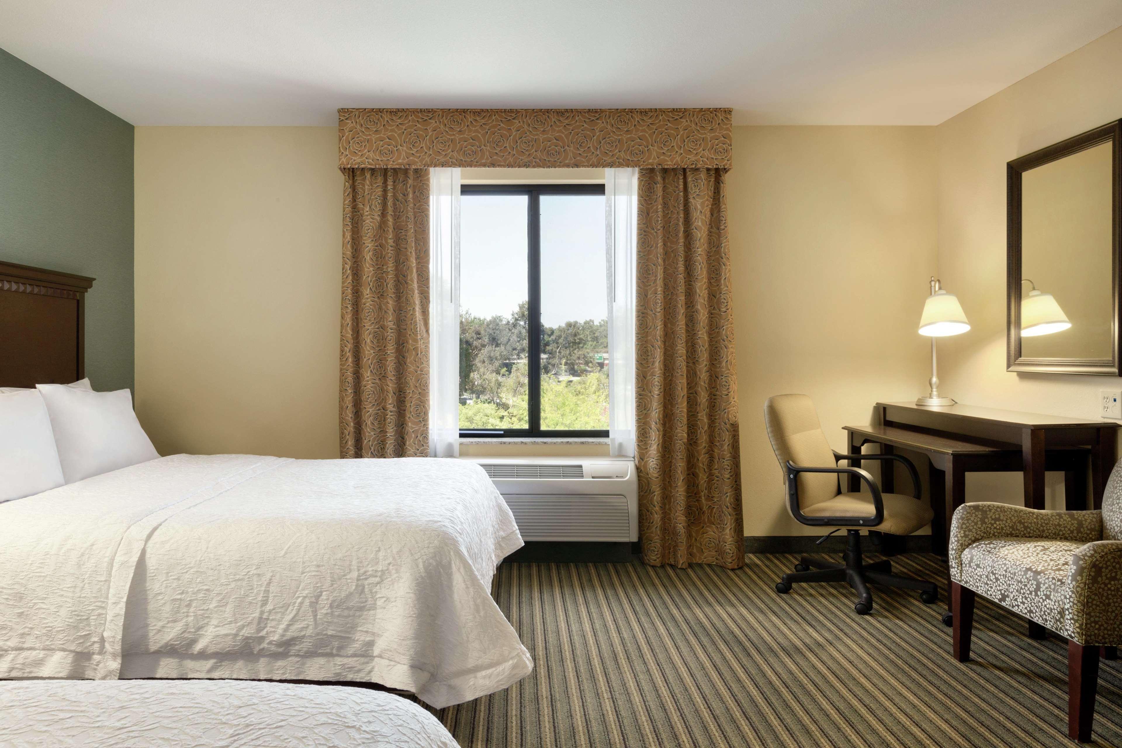 Hampton Inn & Suites Thousand Oaks Esterno foto