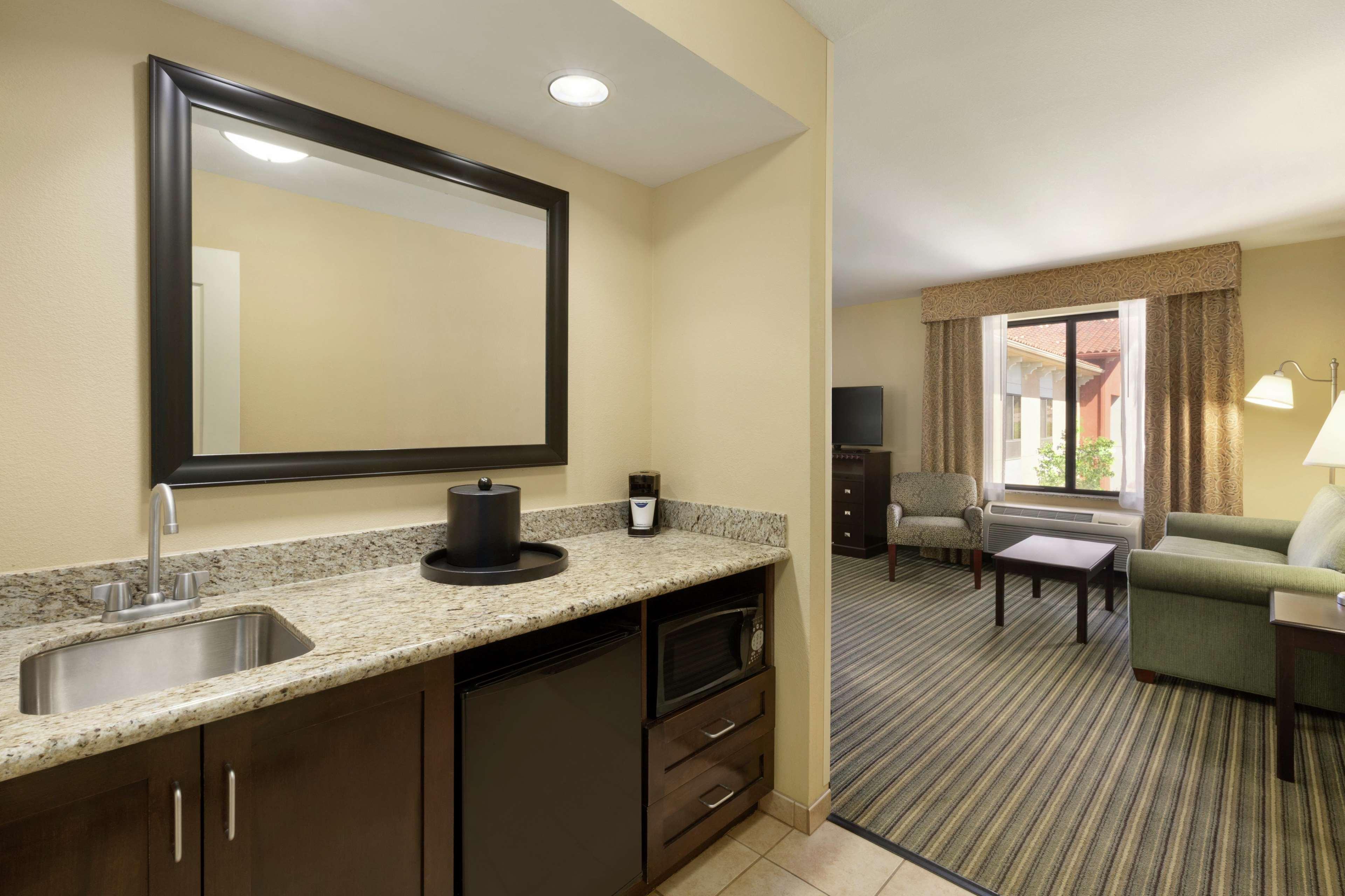 Hampton Inn & Suites Thousand Oaks Esterno foto
