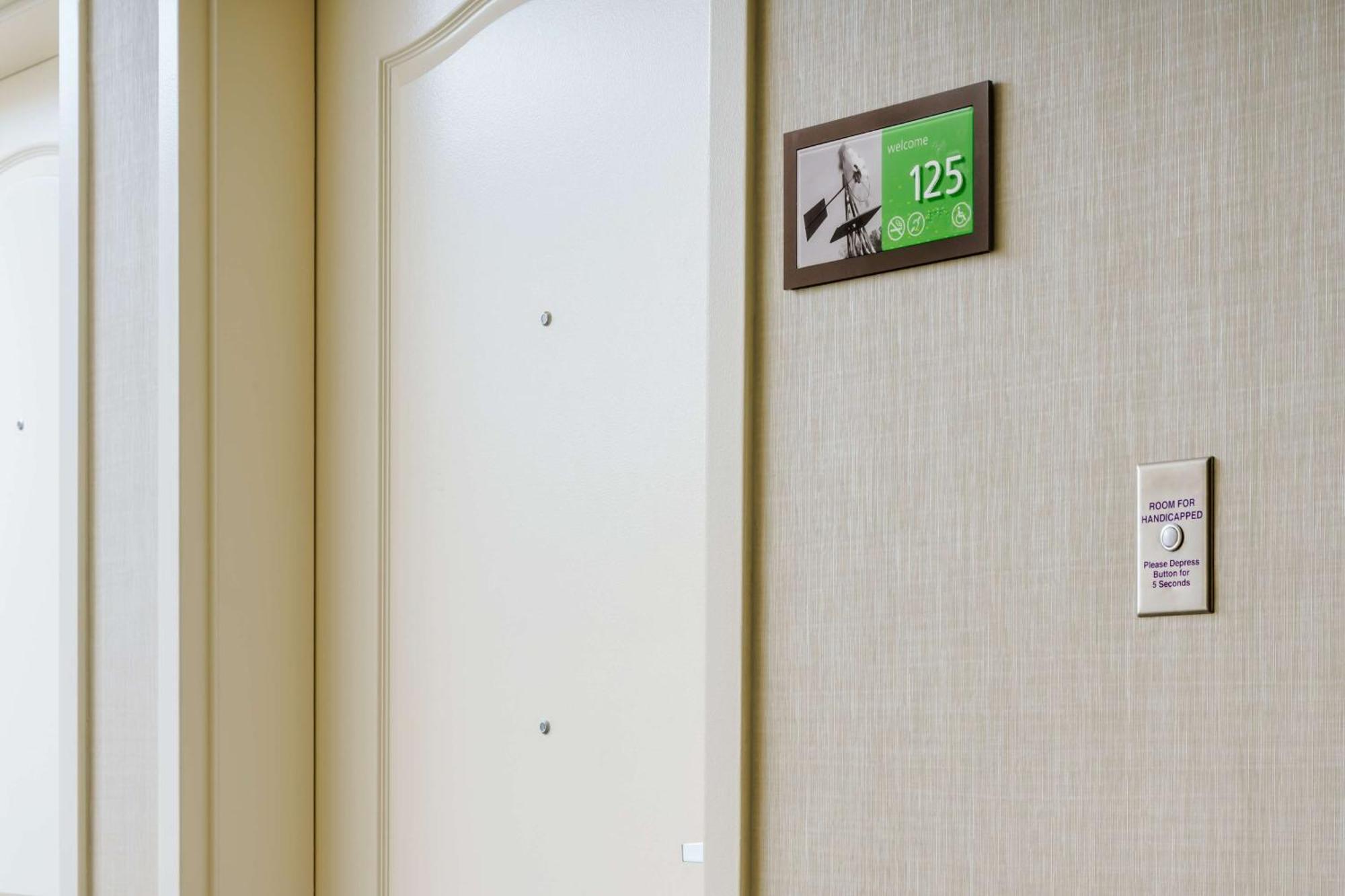 Hampton Inn & Suites Thousand Oaks Esterno foto